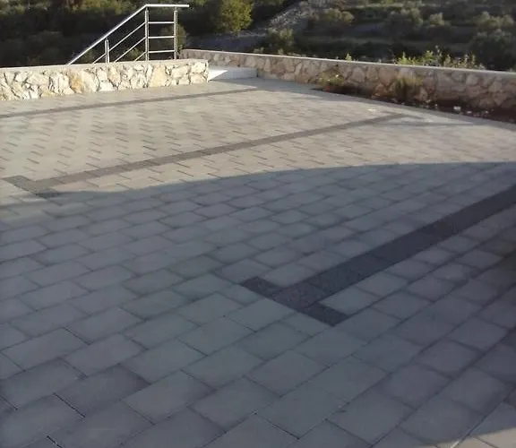 아파트 Nena 크르크